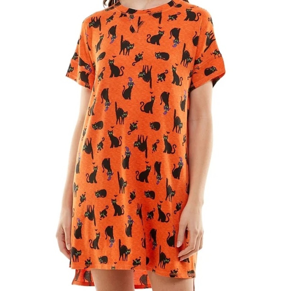 Way To Celebrate Women's Halloween Sleepshirt Size 2X (18W-20W)